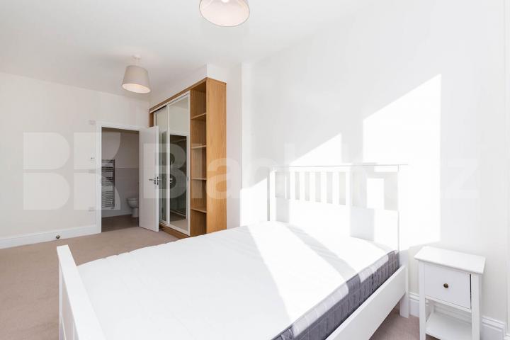 Stunning Modern One-Bedroom Apartment | Prime Finsbury Park Location Seven Sisters Road, Finsbury Park